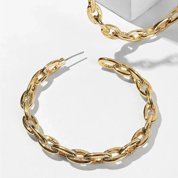 GOLD 3/$30 Chain Hoop Earrings - Picture 3 of 3